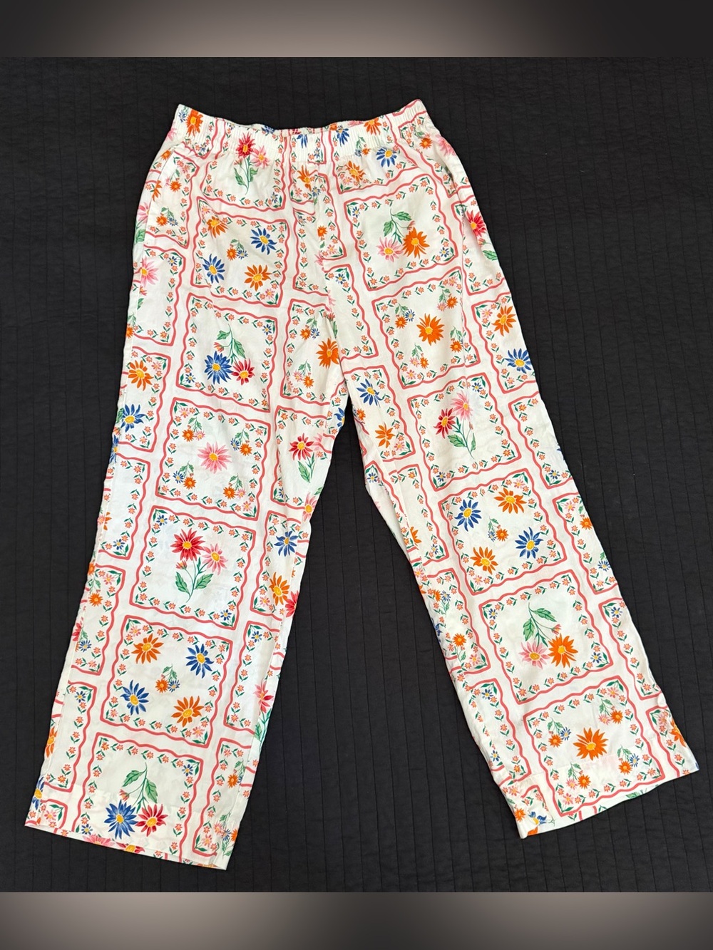 Old Navy Floral Print Pull-On Trousers - M